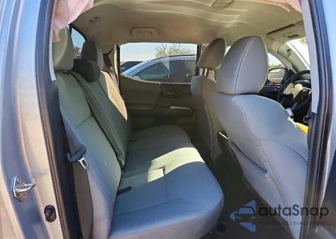 2018 Toyota Tacoma Double Cab z USA, uszkodzony, nr VIN 3TMAZ5CN2JM060312